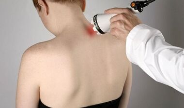 Treatment of pain in throat physiotherapeutic processes