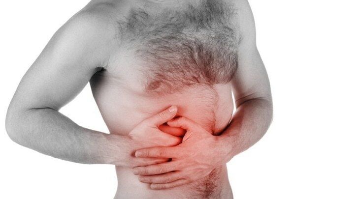 pain in the internal organs radiating to the lower back;